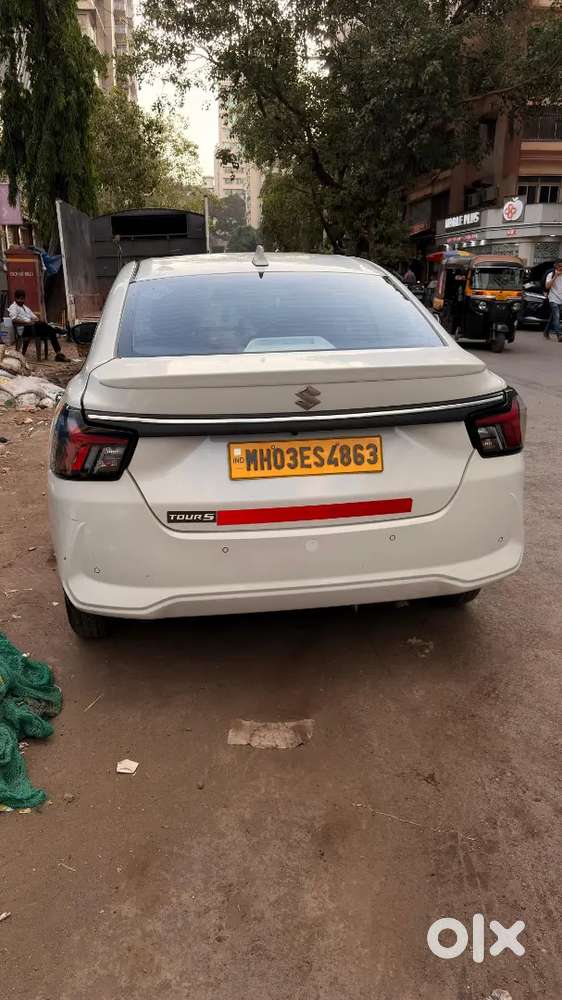 Maruti Suzuki Dzire 2025 Cng & Hybrids 40000 Km Driven
