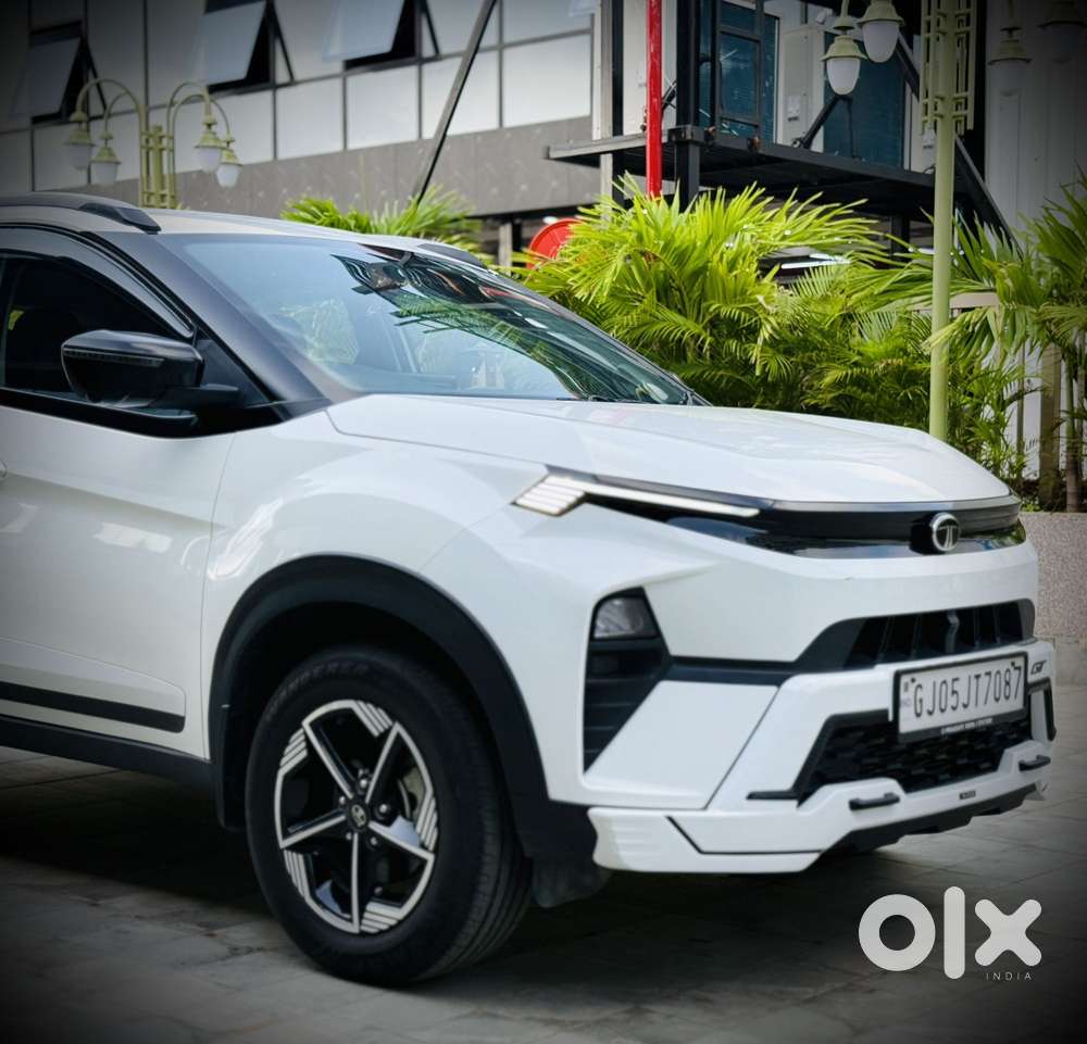 Tata Nexon Creative Plus 1.2 Revotron Petrol 7dca, 2025, Petrol