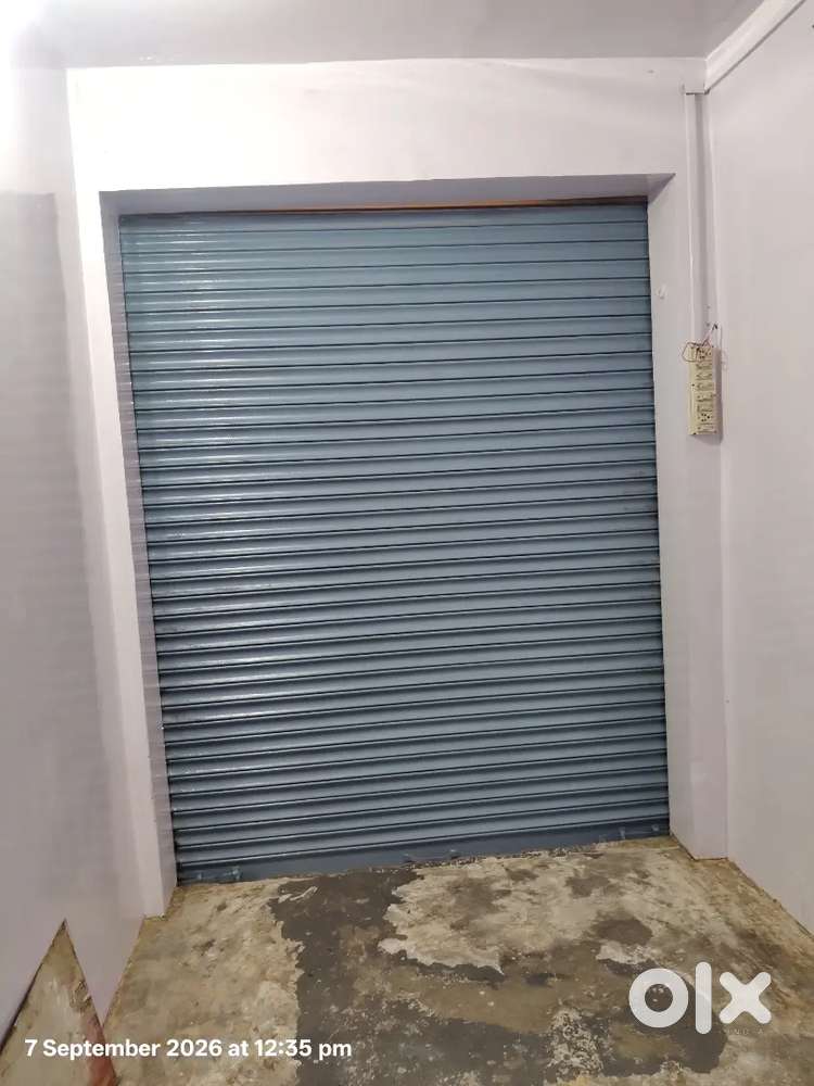 Shop for rent in kakadev in market