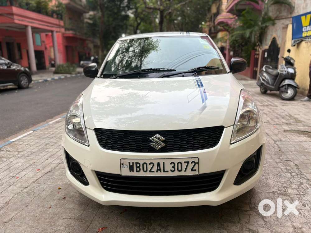 Maruti Suzuki Swift Lxi Option, 2017, Petrol