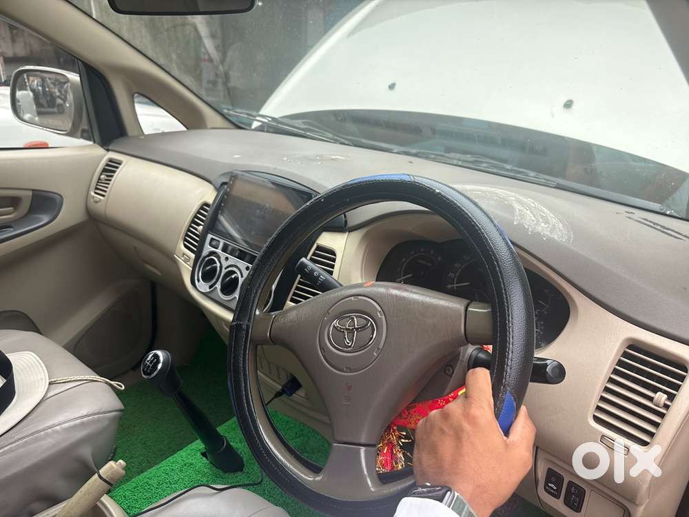 Toyota Innova 2007 Diesel 160000 Km Driven