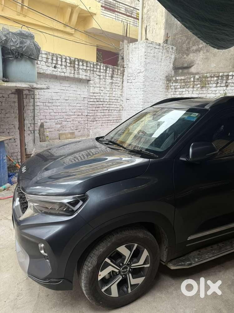 Kia Sonet 2024 Petrol 16800 Km Driven