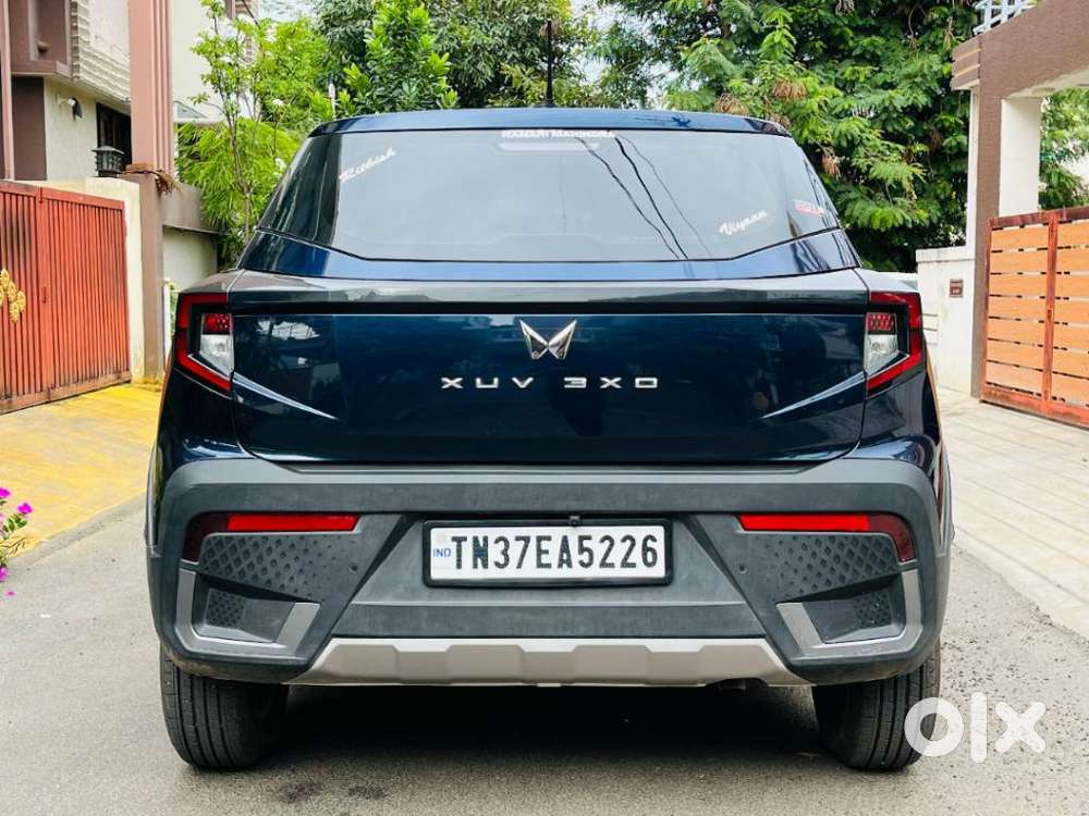 Mahindra Xuv 3xo, 2025, Petrol