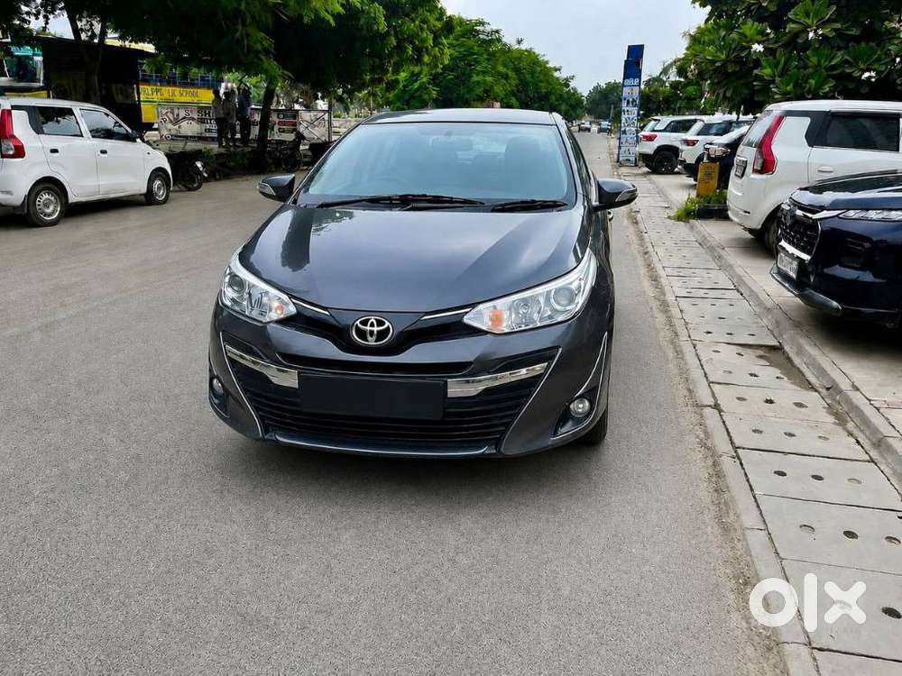 Toyota Yaris G Cvt, 2018, Petrol