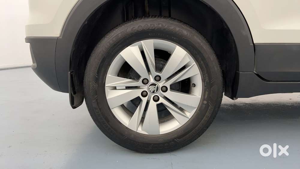 Skoda Kushaq Ambition 1.0l Tsi Mt, 2021, Petrol