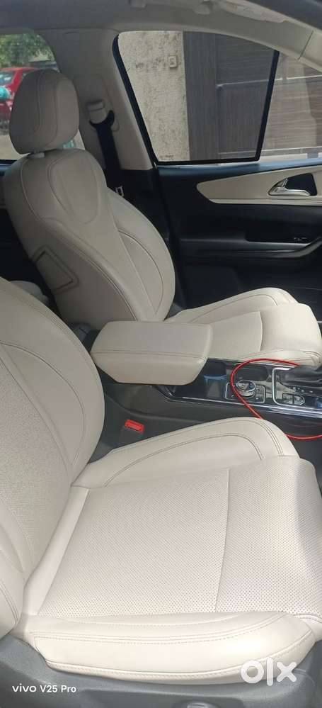 Mahindra Xuv700 Diesel Top Model - Best Condition