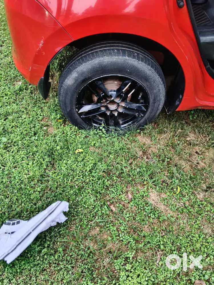 Maruti Suzuki Swift 2019 With Low Km Driven