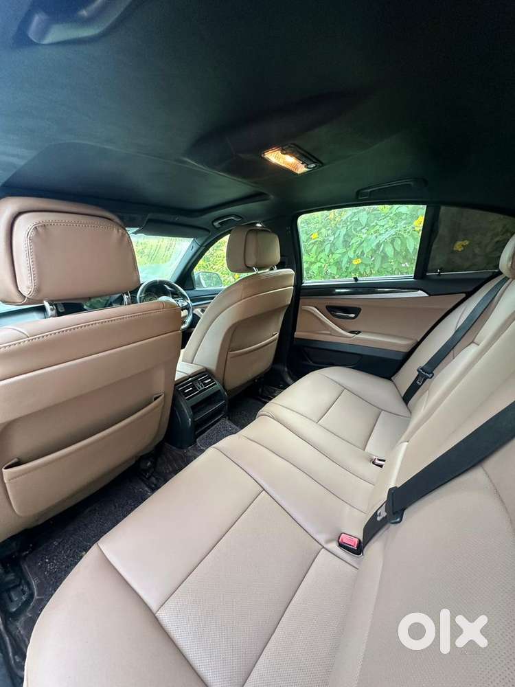 Bmw 5 Series 520d Facelifted To M5 With Lotts Of Loadings