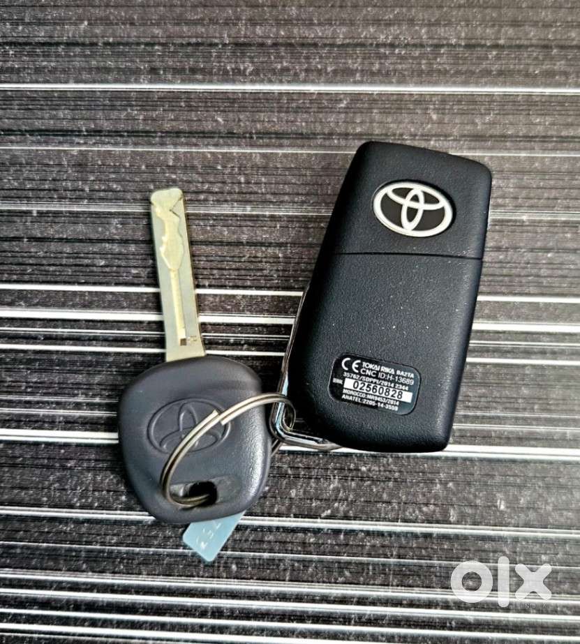 Toyota Innova Crysta [2020-ongoing] 2.4 Gx 7 Str, 2021, Diesel
