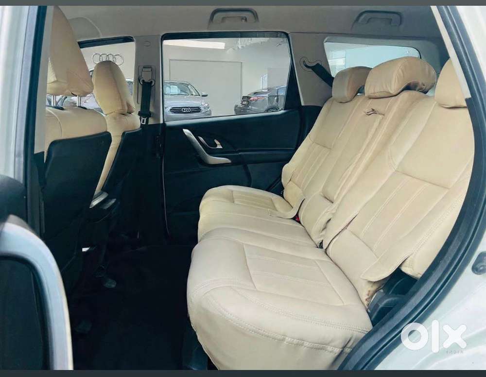 Mahindra Xuv500 W7, 2018, Diesel