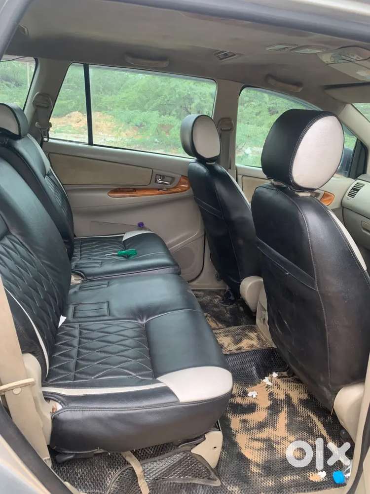 Toyota Innova 2.5 Vx 2010