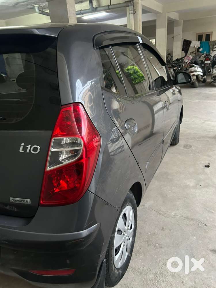 Hyundai I10 Sportz Petrol 2011