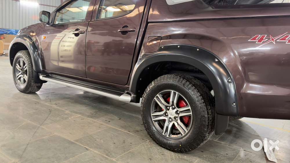 Isuzu D-max V-cross 2019 Diesel 75000 Km Driven