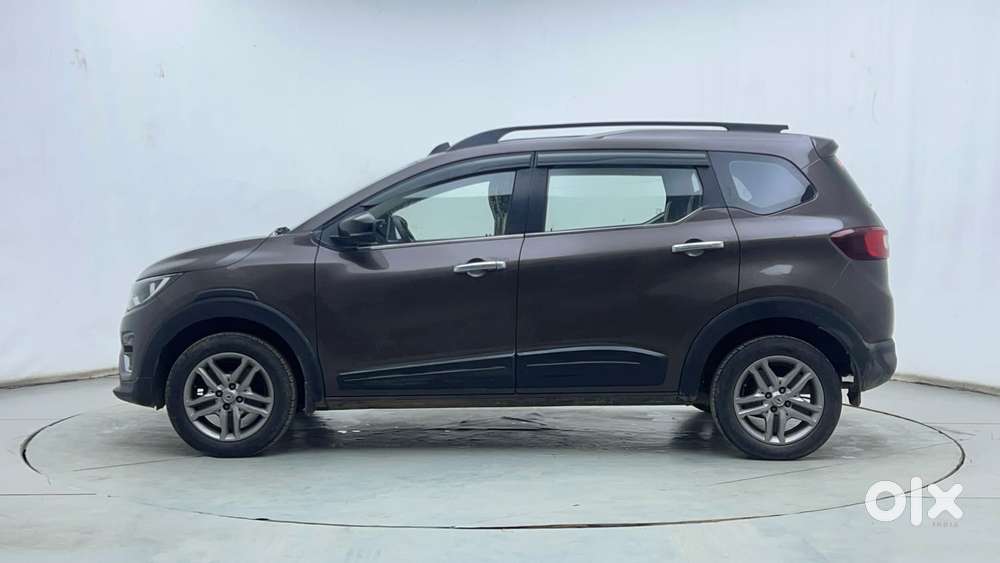 Renault Triber Rxz, 2021, Petrol