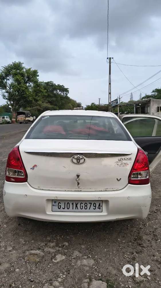 Toyota Etios Cross 2011