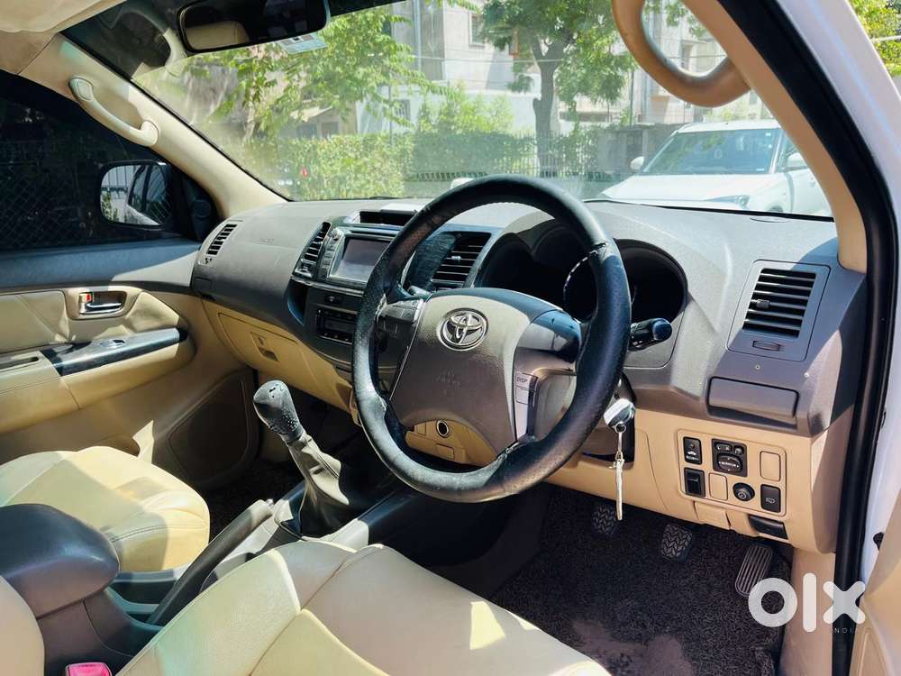 Toyota Fortuner 3.0 4x2 Mt, 2012, Diesel