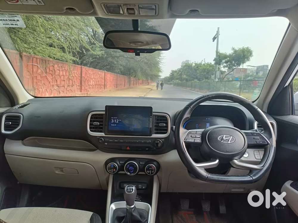 Hyundai Venue 1.0 Sx (o) Turbo Dct, 2024, Petrol