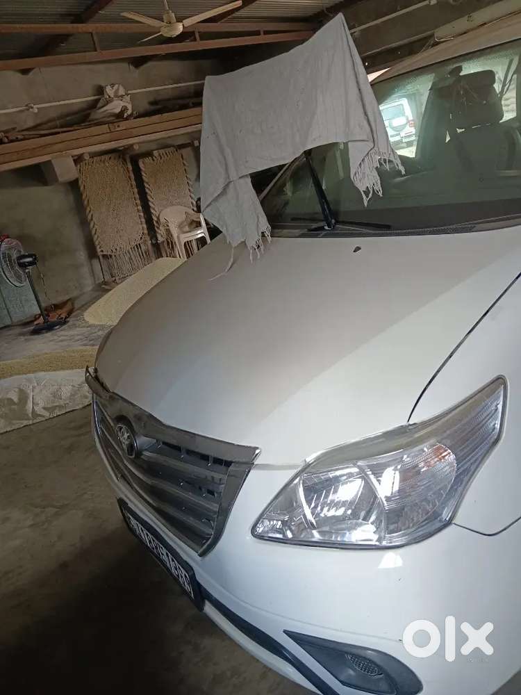 Toyota Innova 2.5 V 2015 Diesel