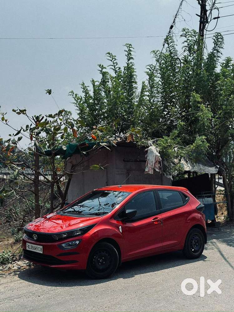 Tata Altoz Petrol 2023