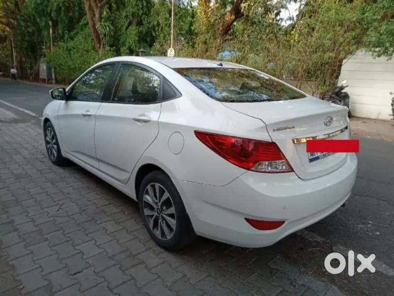 Hyundai Verna Fluidic 1.6 Vtvt Sx, 2015, Petrol