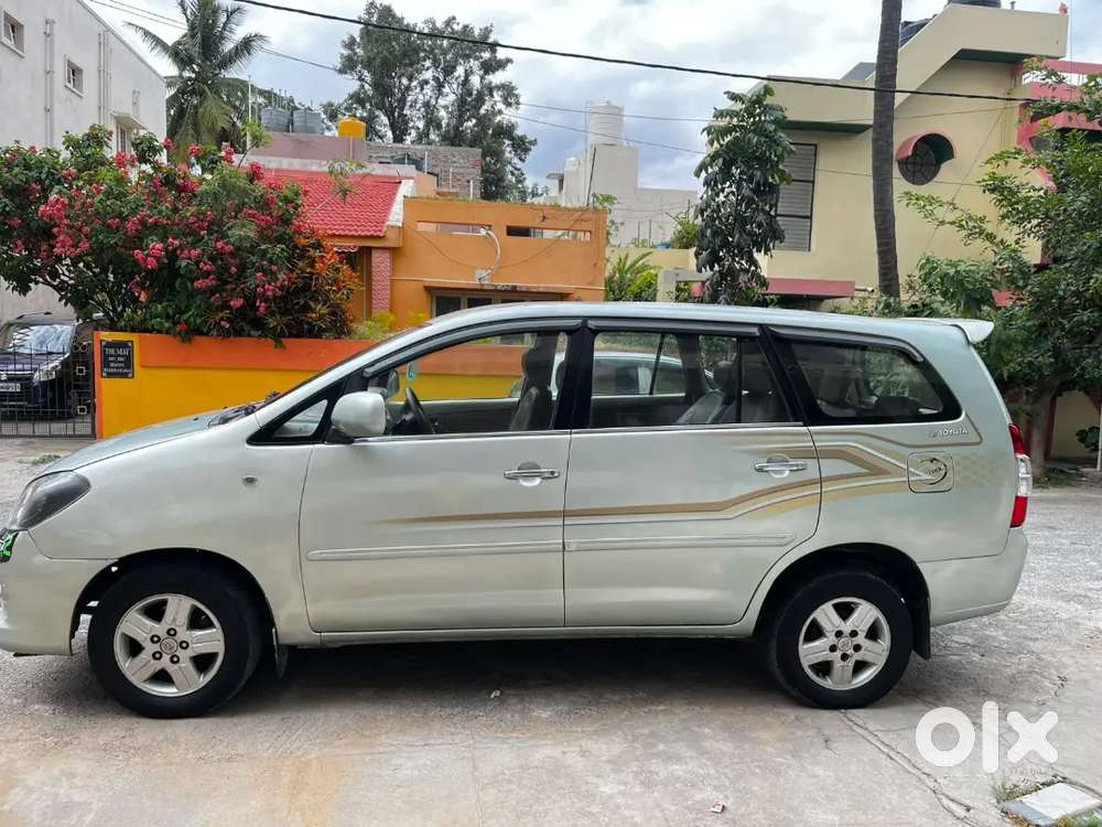 Toyota Innova Gx Petrol 2005 Year With Valid Fc Till 2031