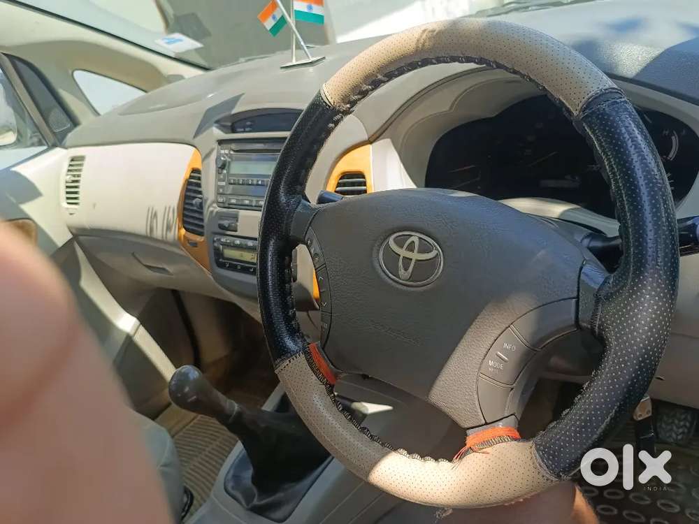 Toyota Innova 2.5 V 2009, Validity Extended For 5 Year.