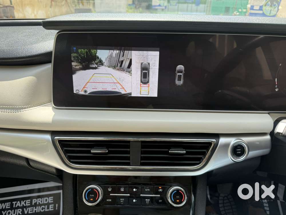 Mahindra Xuv700 2.0 Ax 7 Petrol At Luxury Pack Str, 2024, Petrol