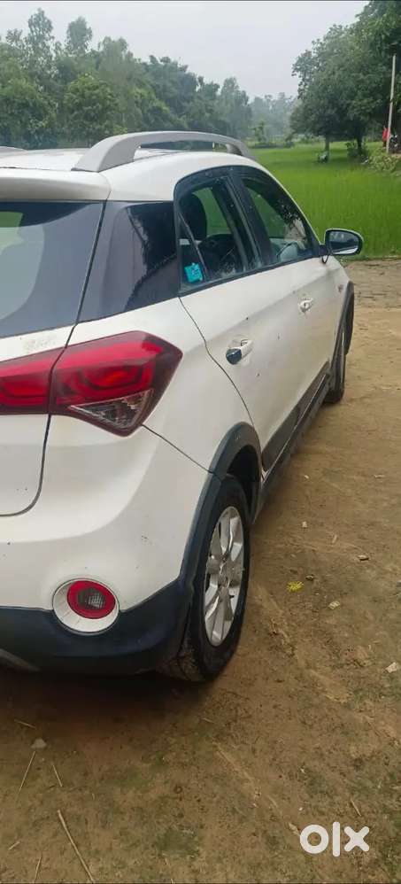Hyundai I20 Active 2016 Petrol 100000 Km Driven