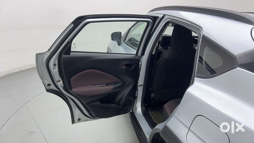 Maruti Suzuki Fronx Delta Plus 1.2l Mt, 2023, Petrol