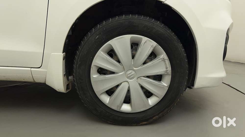 Maruti Suzuki Ertiga Vxi At, 2017, Petrol