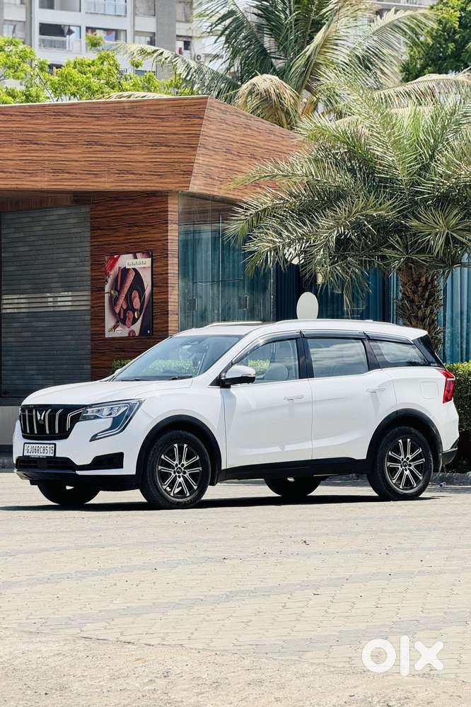 Mahindra Xuv700 2.2 Ax 7 Diesel At Luxury Pack Str, 2025, Diesel