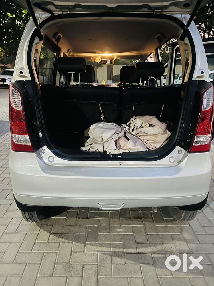 Maruti Suzuki Wagon R Lxi Bs Iv, 2011, Petrol