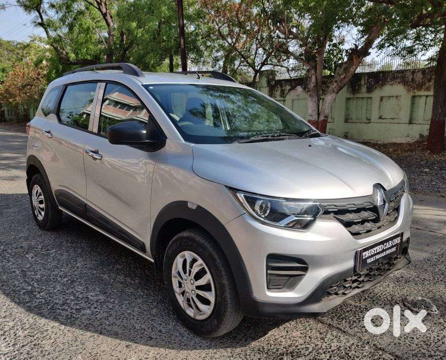 Renault Triber Rxl, 2022, Petrol