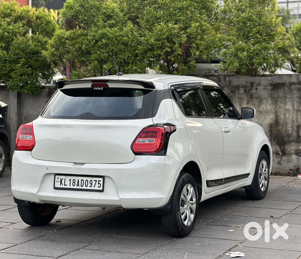 Maruti Suzuki Swift Vxi Ags, 2023, Petrol