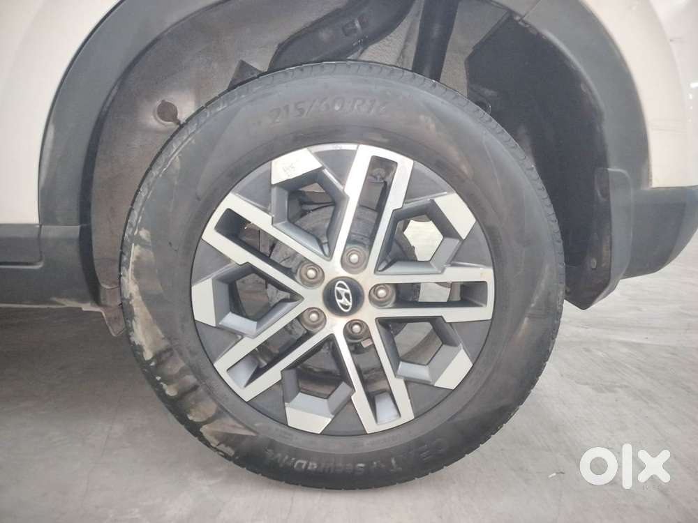 Hyundai Venue 1.0 Sx (o) Turbo Dct, 2024, Petrol