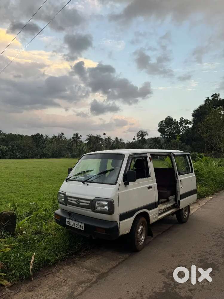 Maruti Suzuki Omni 2006
