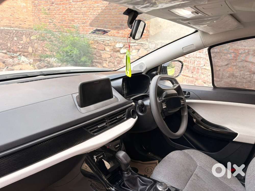 Tata Curvv 2025 Km Driven