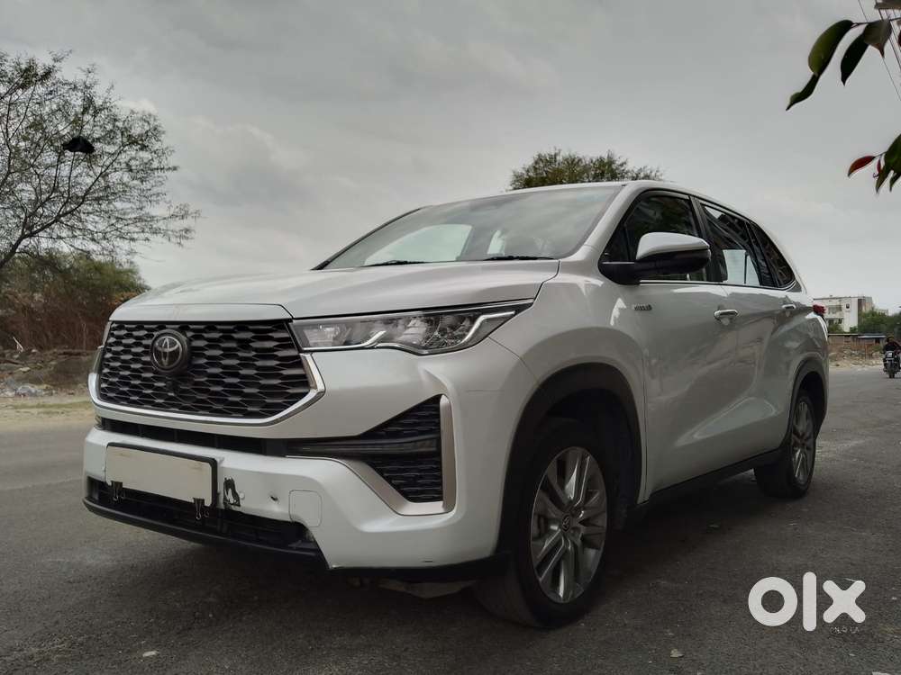 Toyota Innova Hycross 2.0 Zx Hybrid 7 Str, 2024, Diesel