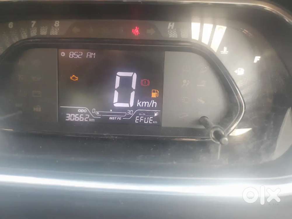 Tata Tiago Revotron Xe 2024