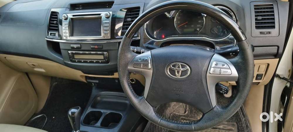 Toyota Fortuner 3.0 4x2 Automatic, 2015, Diesel