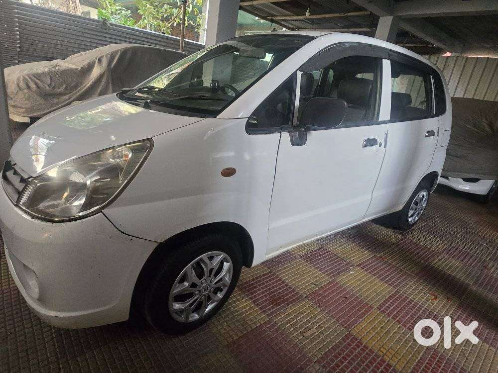 Maruti Suzuki Zen Estilo Lxi Bs Iv, 2011, Petrol