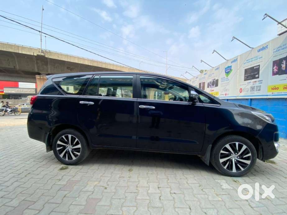 Toyota Innova Crysta Zx 2.4 Diesel 7 Seater, 2023, Diesel
