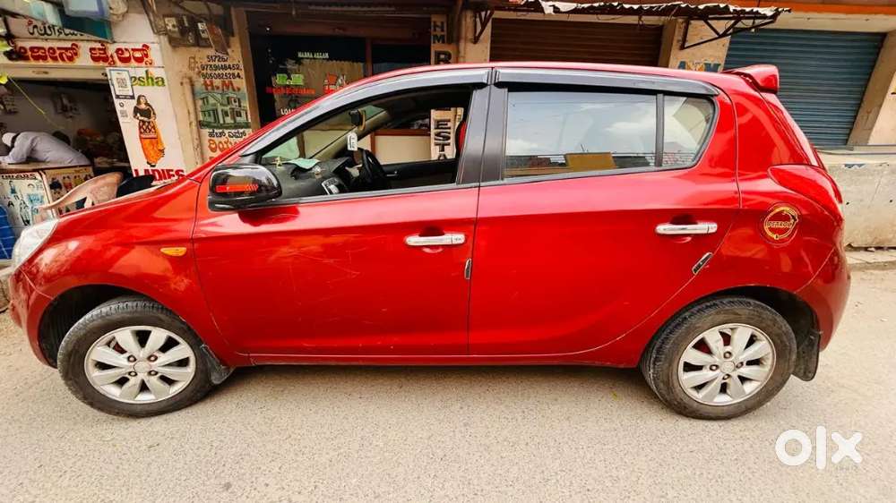 Hyundai I20 2010 Petrol 75000 Km Driven