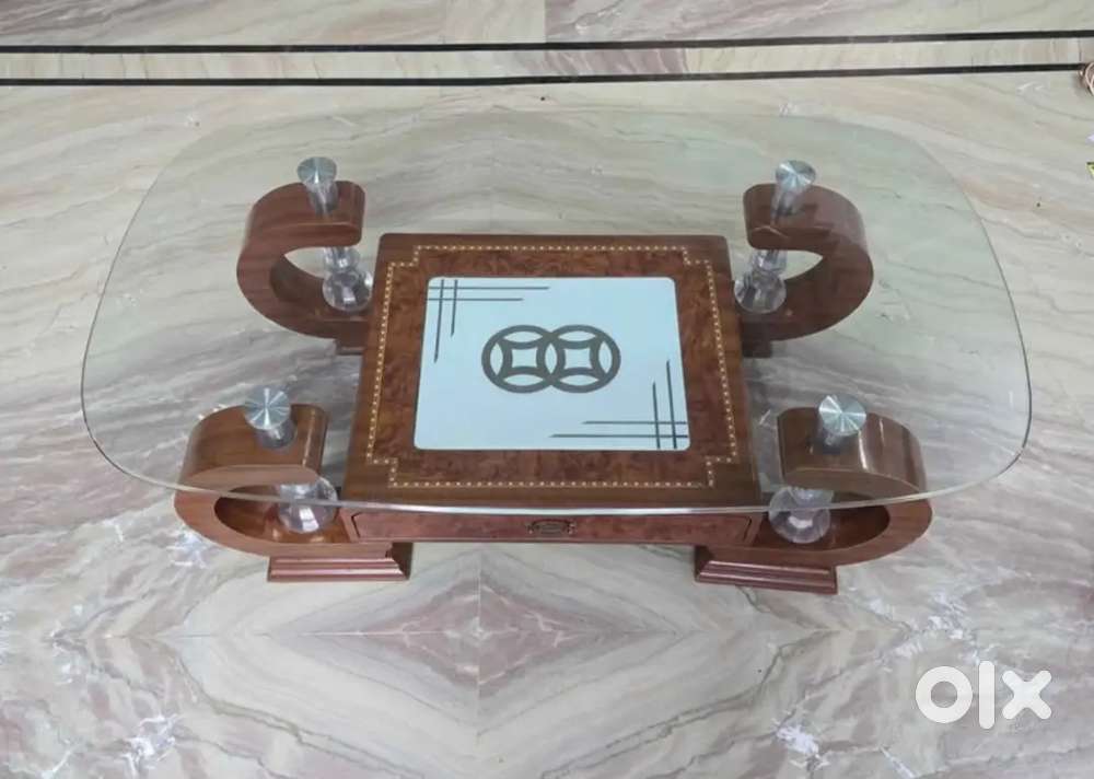 Tepoy wooden / Glass