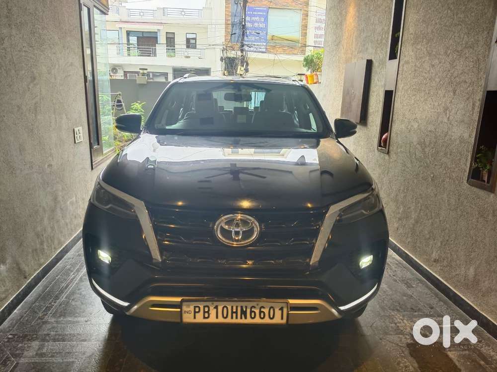 Toyota Fortuner 3.0 4x2 Automatic, 2021, Diesel