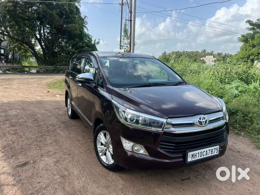 Toyota Innova Crysta 2016 Diesel Well Maintained