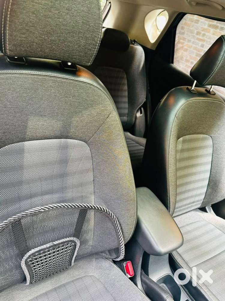 Kia Sonet Petrol 2022  Htk + Turbo  Imt  Imperial Blue