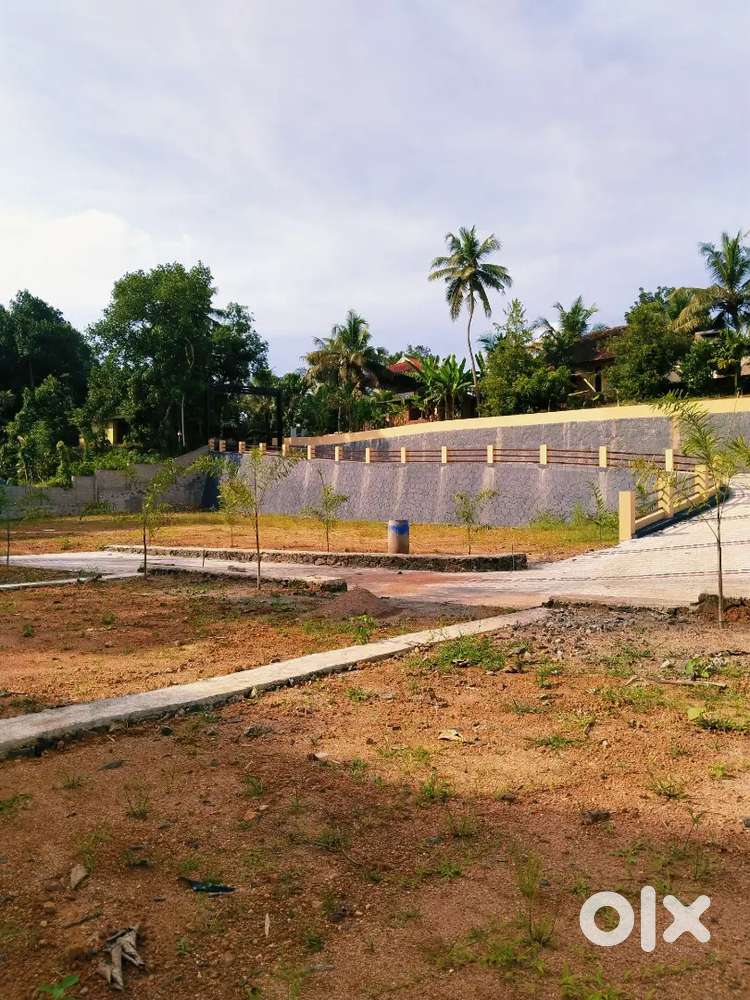 10 CENT HOUSE PLOT (LAND) FOR SALE AT KAKKANAD, INFOPARK, EDACHIRA