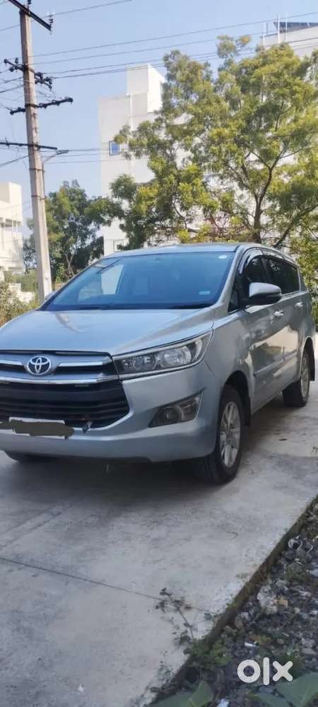 Toyota Innova Crysta 2016
