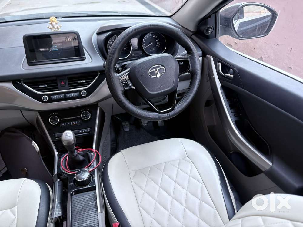 Tata Nexon 1.5 Revotorq Xz Plus (o), 2018, Petrol